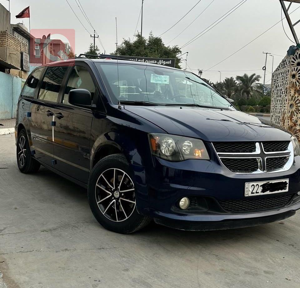 دودج جراند كارافان